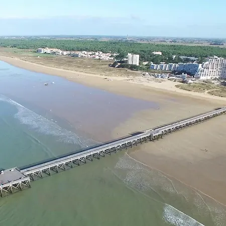 Cosy à 50m De La Pour 4 Pers. Avec Balcon à Hilaire De Riez - Fr-1-323-448 Appartamento *